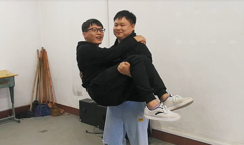 悲惨时刻视频展示